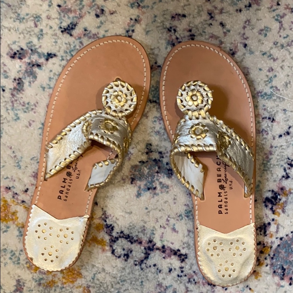 Leather silver and gold sandals!